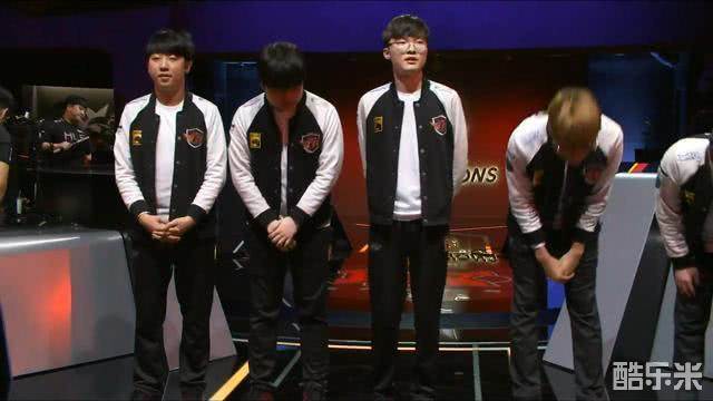 在赛季初期 在赛季初期